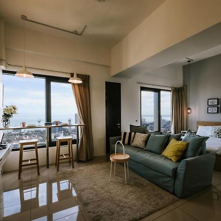 Muji Studio 2 - Seaview At 218 Tropicana Near Komtar Food Heaven With Netflix & Tv Box George Town Esterno foto