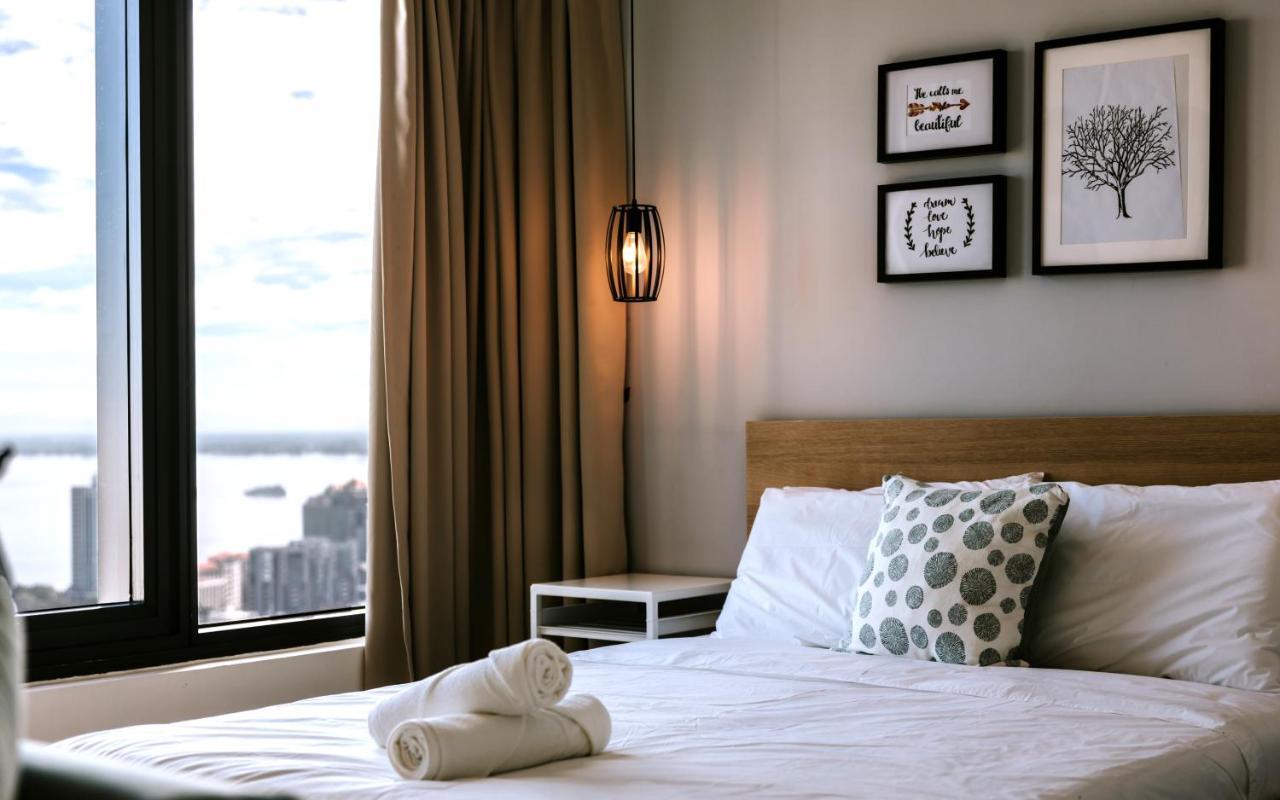 Muji Studio 2 - Seaview At 218 Tropicana Near Komtar Food Heaven With Netflix & Tv Box George Town Esterno foto