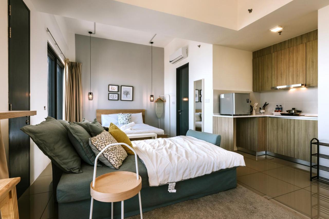 Muji Studio 2 - Seaview At 218 Tropicana Near Komtar Food Heaven With Netflix & Tv Box George Town Esterno foto